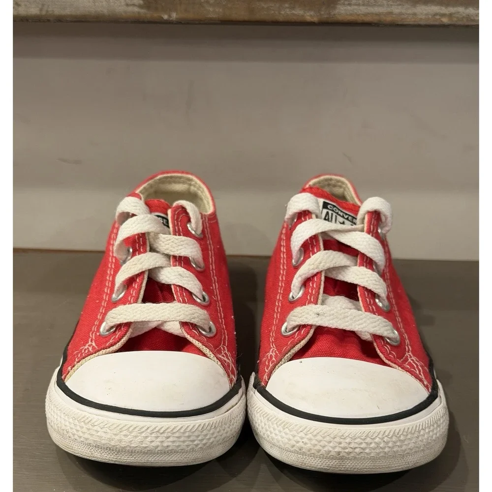 Converse ALL Star Toddler Size 8 Sneakers Unisex
